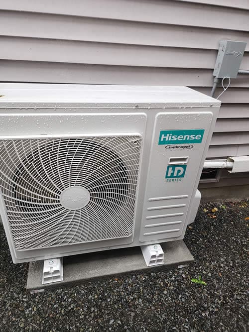 Hisensce Heat pump installation in Covington, WA