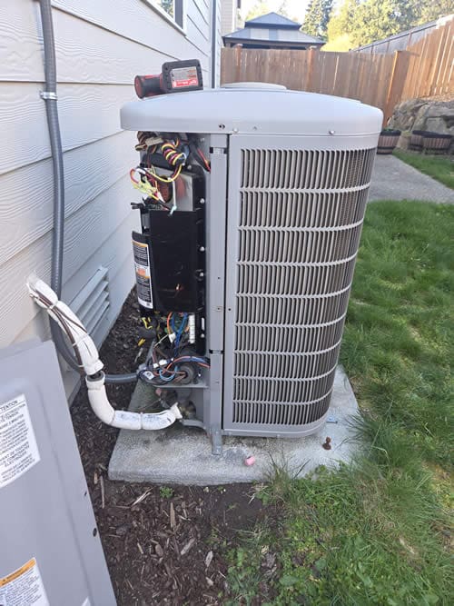 New installation HVAC ductless heat pump in Seattle, WA
